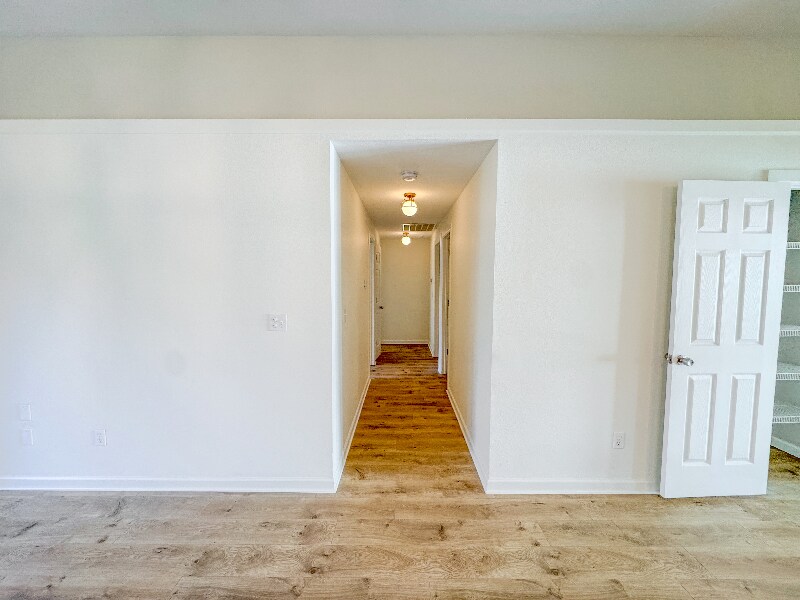 Building Photo - 12502 NE 19th St