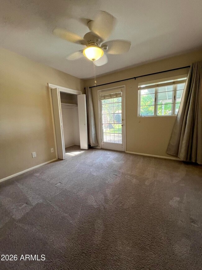 Building Photo - 4121 E Edgemont Ave