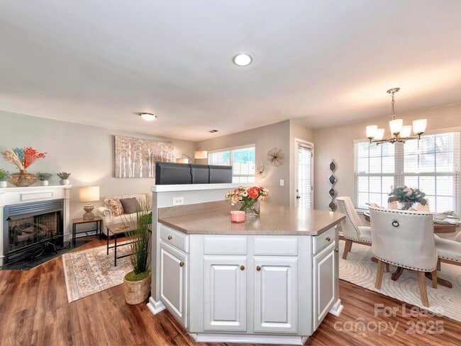 Building Photo - 11316 Morgan Valley Ln