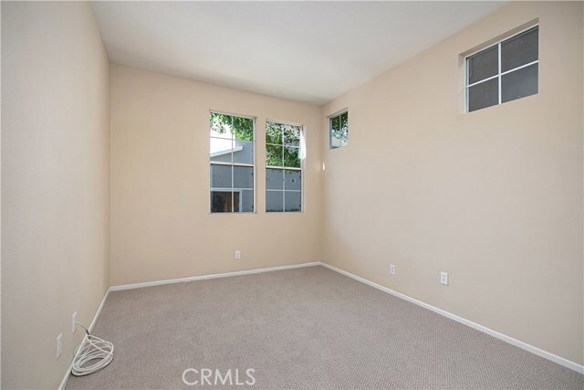 Building Photo - 41 Paseo Vespertino