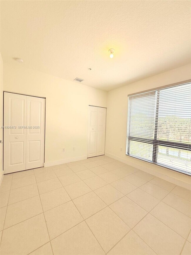 Building Photo - 8001 NW 41st St