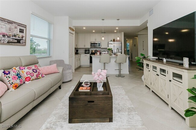 Building Photo - 5555 Double Eagle Cir