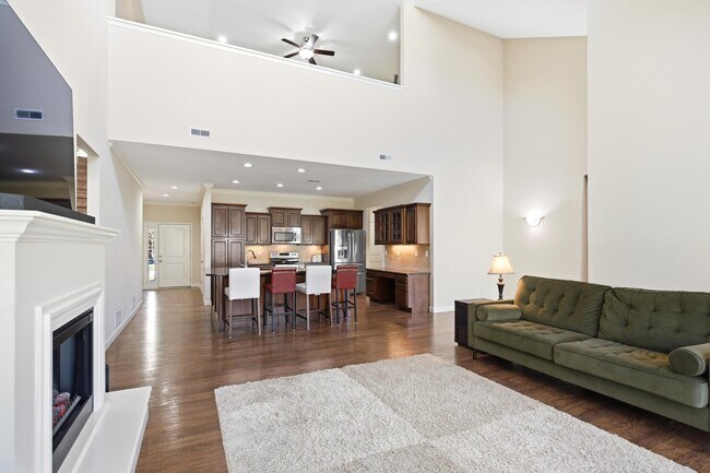 Building Photo - 2409 Boulder Springs Dr