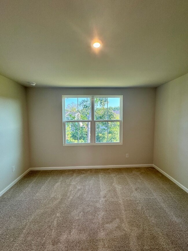 Building Photo - New Construction 3BR/2.5BA Townhouse
