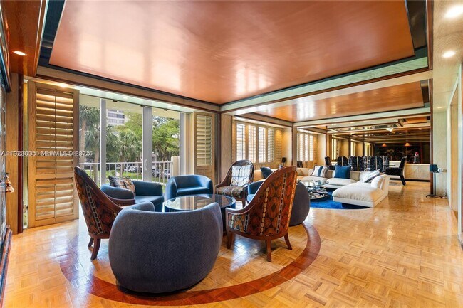 Building Photo - 11111 Biscayne Blvd