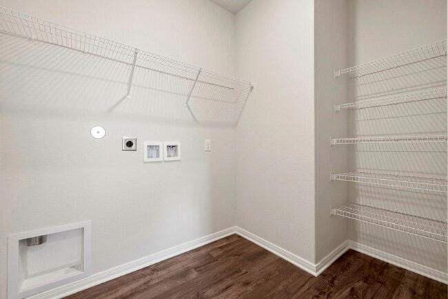 Building Photo - 1520 Jean Mdw Dr