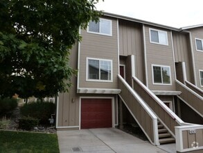 Building Photo - Two Bedroom, Two and a Half Bath Townhome ...