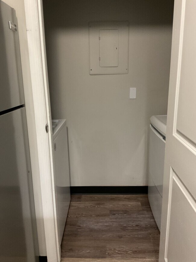 Building Photo - Bent Tree Apartments- More than just a place to live!