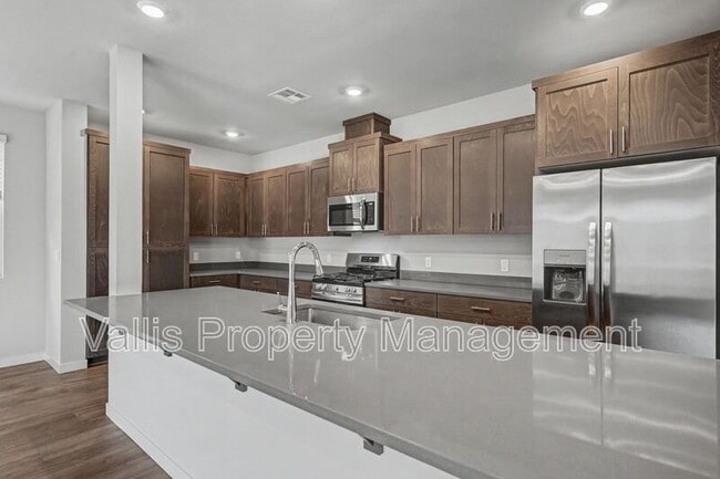 Building Photo - 2618 Mount St Helens Ave SE