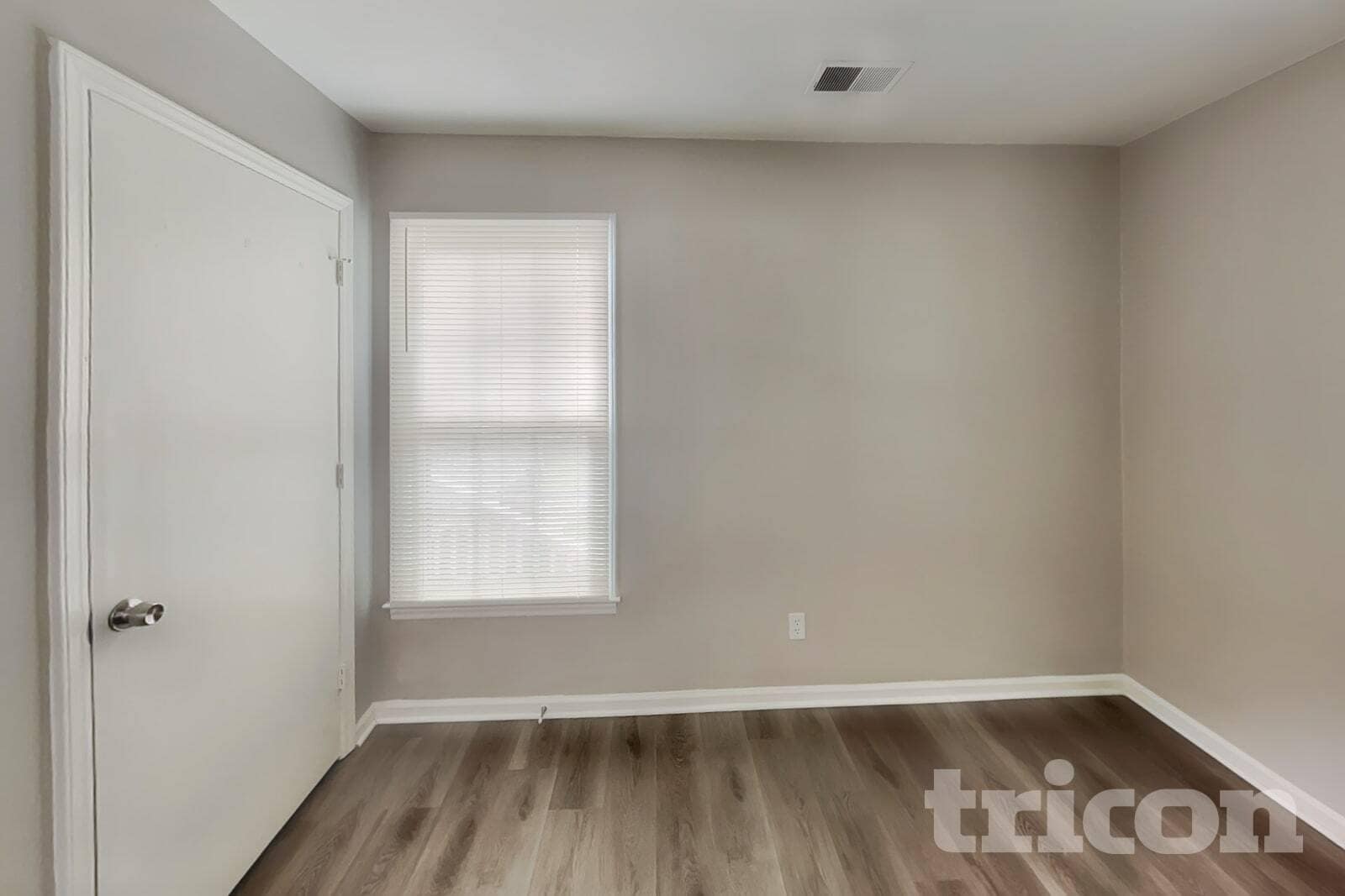 Building Photo - 9223 Shackleford Terrace
