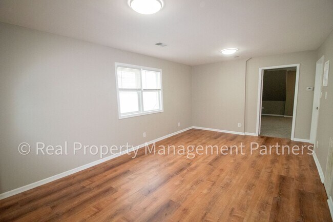 Building Photo - Baraga Duplex