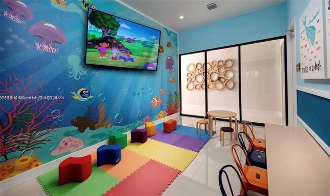 Building Photo - 11091 W 32nd Ln