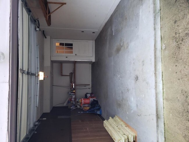 Building Photo - 1736 B Wesley Way