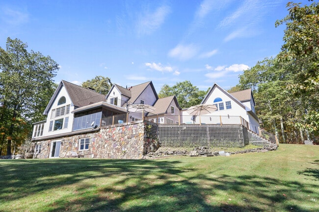 Building Photo - 36 Millard Rd