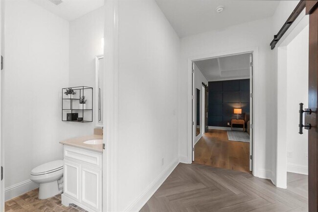 Building Photo - 62 N Curly Willow Cir