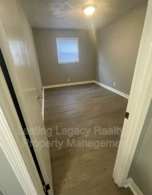 Building Photo - Affordable 2BR/1BA Units in Winston Salem – Fresh, Comfortable Living at 1126 Conley Street