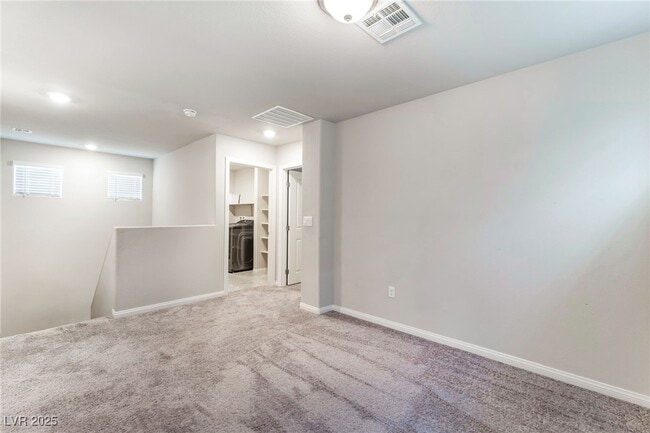 Building Photo - 3760 Seyfert Ave