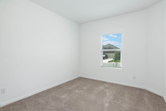 Building Photo - 6063 Draw Lp