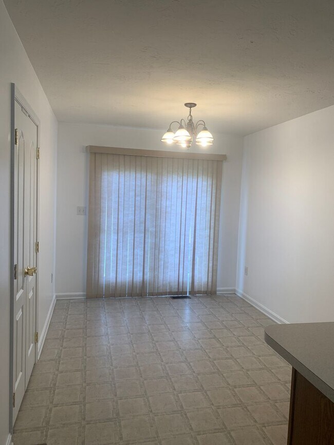 Building Photo - 1 Floor Living! Wheatland Condo 2 Bed 2 Ba...