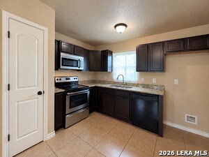 Building Photo - 1221 N Navidad St