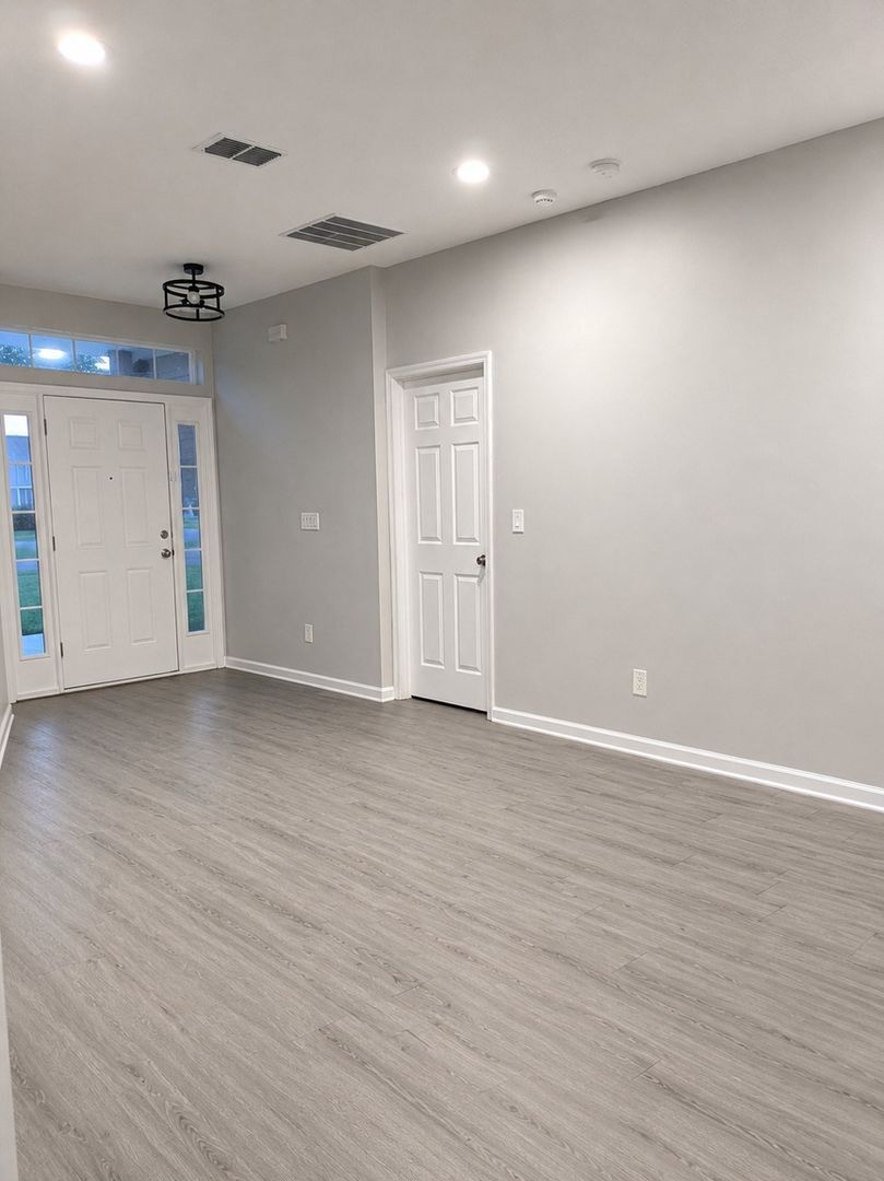 Building Photo - 2909 Piedmont Manor Dr