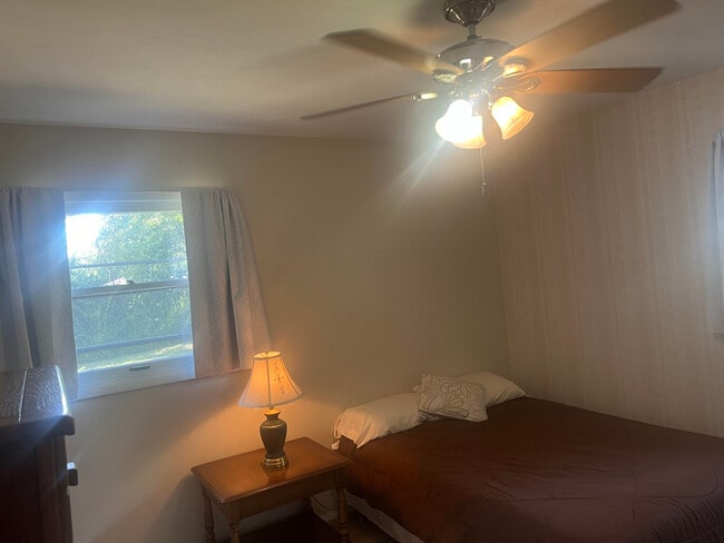 Building Photo - 26553 May St