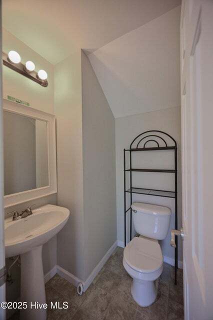 Building Photo - 108 Maidstone Dr