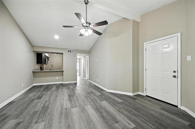 Building Photo - 8545 Midpark Rd