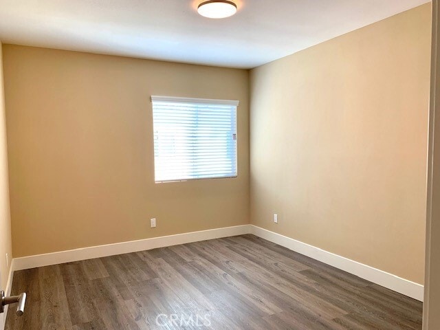 Building Photo - 1726 S Walnut Ave