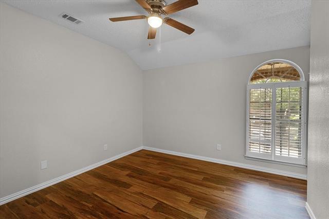 Building Photo - 2439 Whitetail Dr