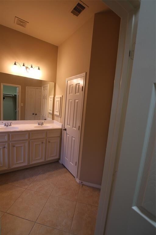 Building Photo - 4510 Long Creek Dr