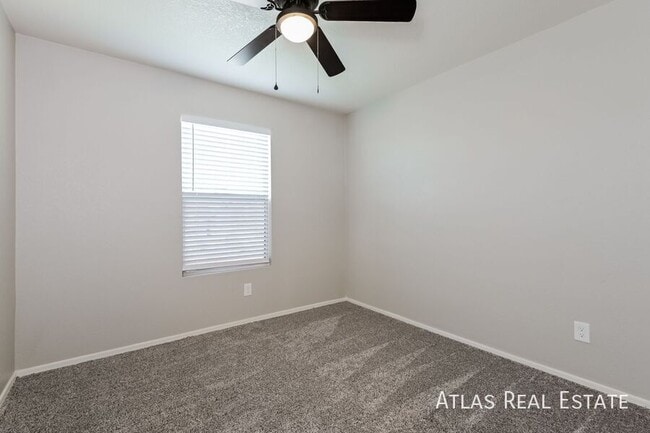 Building Photo - 5746 S King Salmon Ct