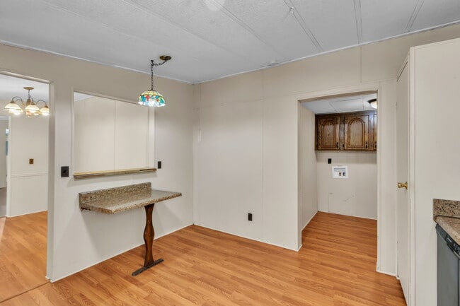Building Photo - 234 Mill Pond Rd