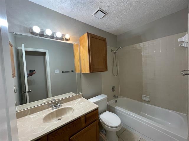 Building Photo - 5205 Trailhead Dr