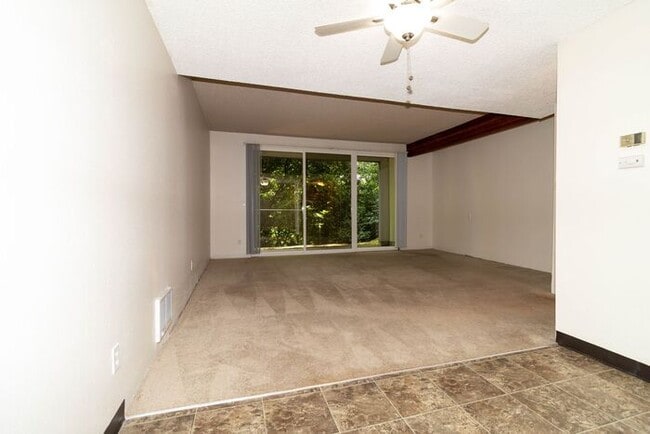 Building Photo - Downtown Living Starts At Lair Hill. 1 Bedroom 1 Bathroom Apartment Home Ready Now