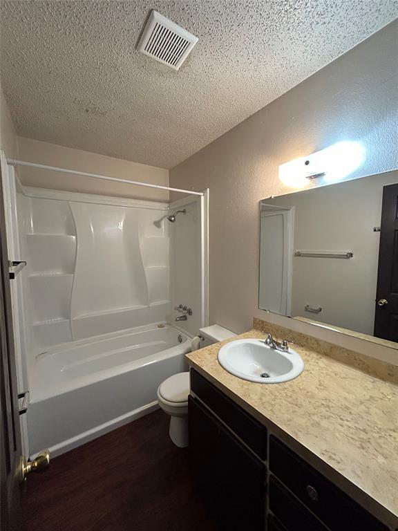 Building Photo - 908 Emile St