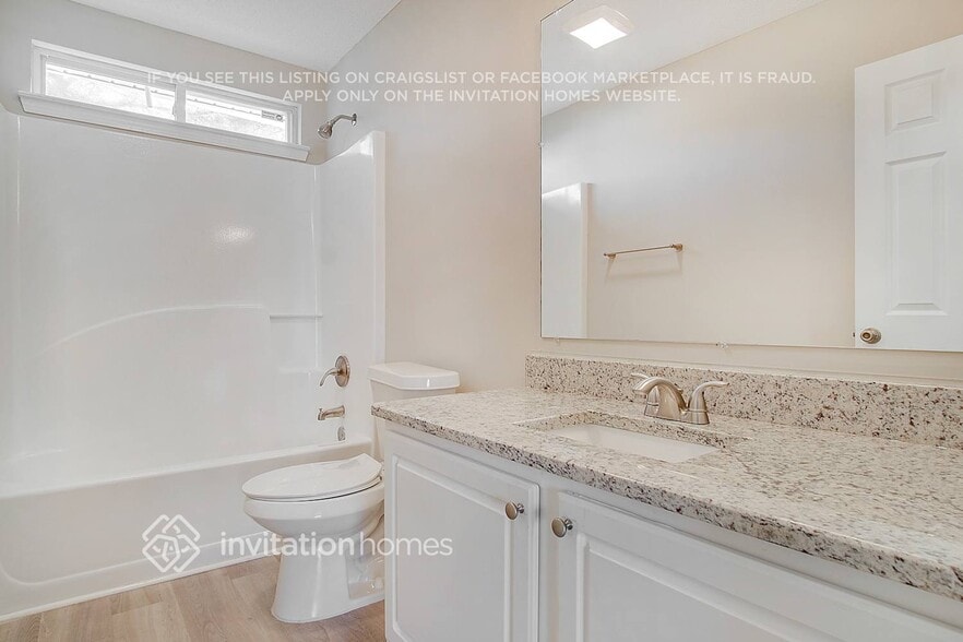 Building Photo - 263 Coral Cir