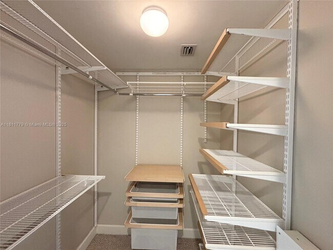 Building Photo - 55 Merrick Way