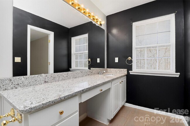 Building Photo - 6238 King George Dr
