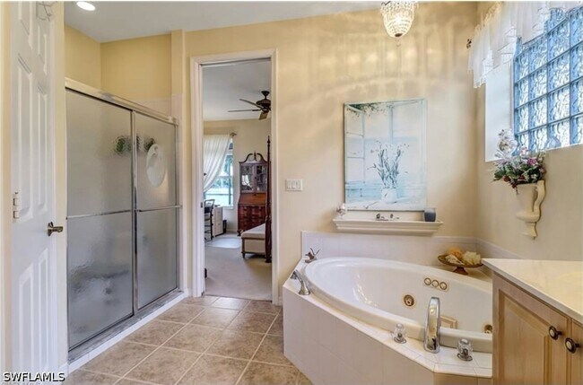 Building Photo - 1041 Jardin Dr