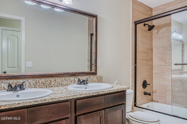 Building Photo - 3133 Red Orchard Dr