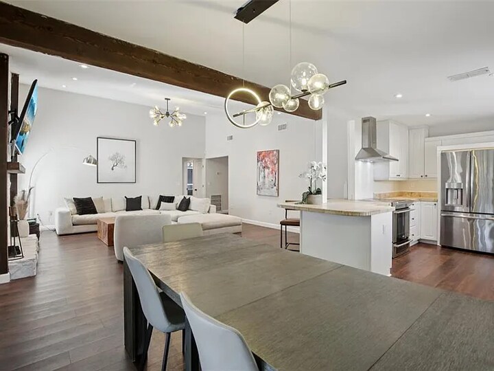 Building Photo - 665 Eastpointe Pky