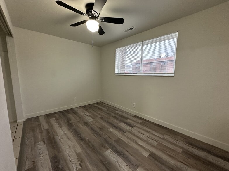 Building Photo - 1801 Parkway Blvd