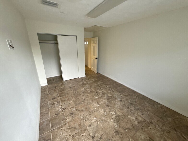 Building Photo - 306 S Monroe St