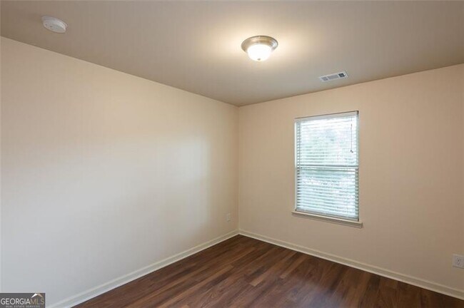 Building Photo - 1555 Creek Bend Ln NW