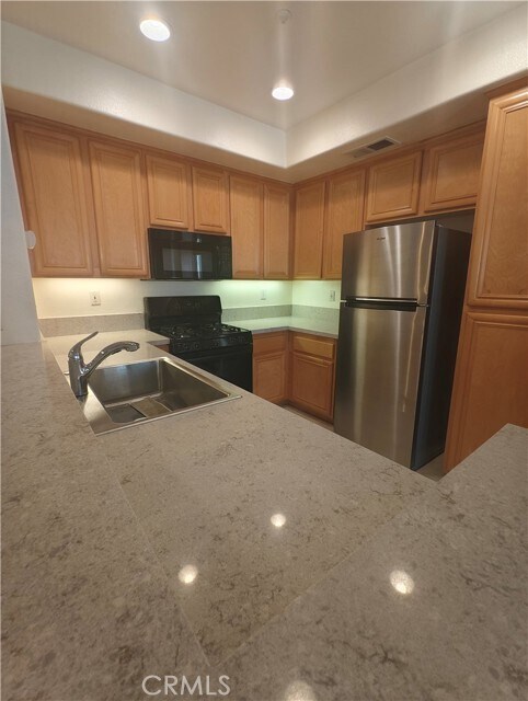 Building Photo - 36 Leucadia