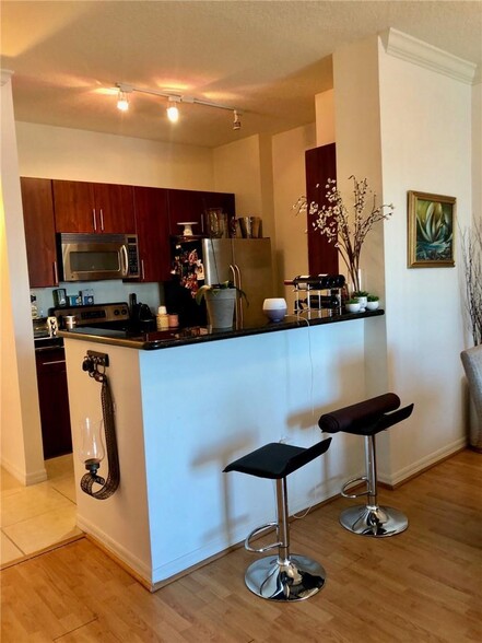 Kitchen w/ SS Appliances - 2401 NE 65th St