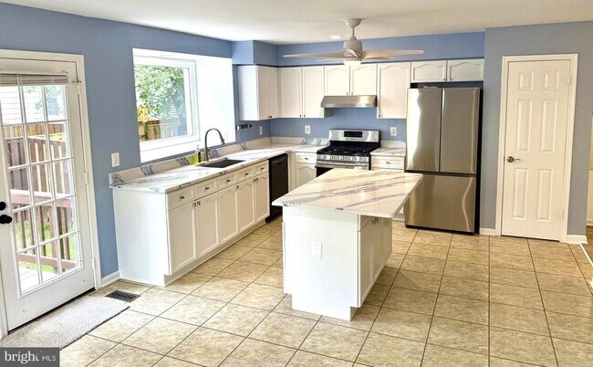 Building Photo - 21780 Canfield Terrace