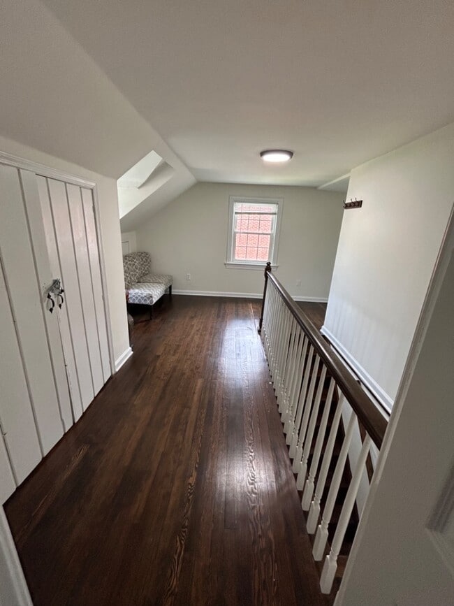 Building Photo - 9407 Colesville Rd