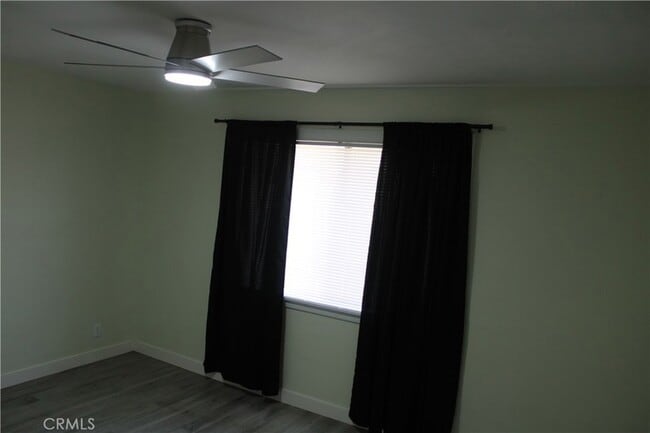 Building Photo - 11215 Dalwood Ave